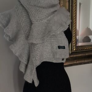 Lauren Ralph Lauren Light Gray Ruffled Scarf